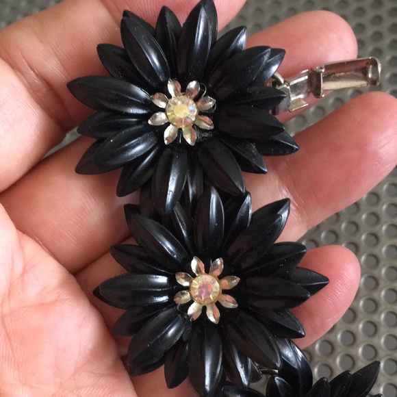 🖤RARE CORO black floral bracelet - Picture 4 of 12